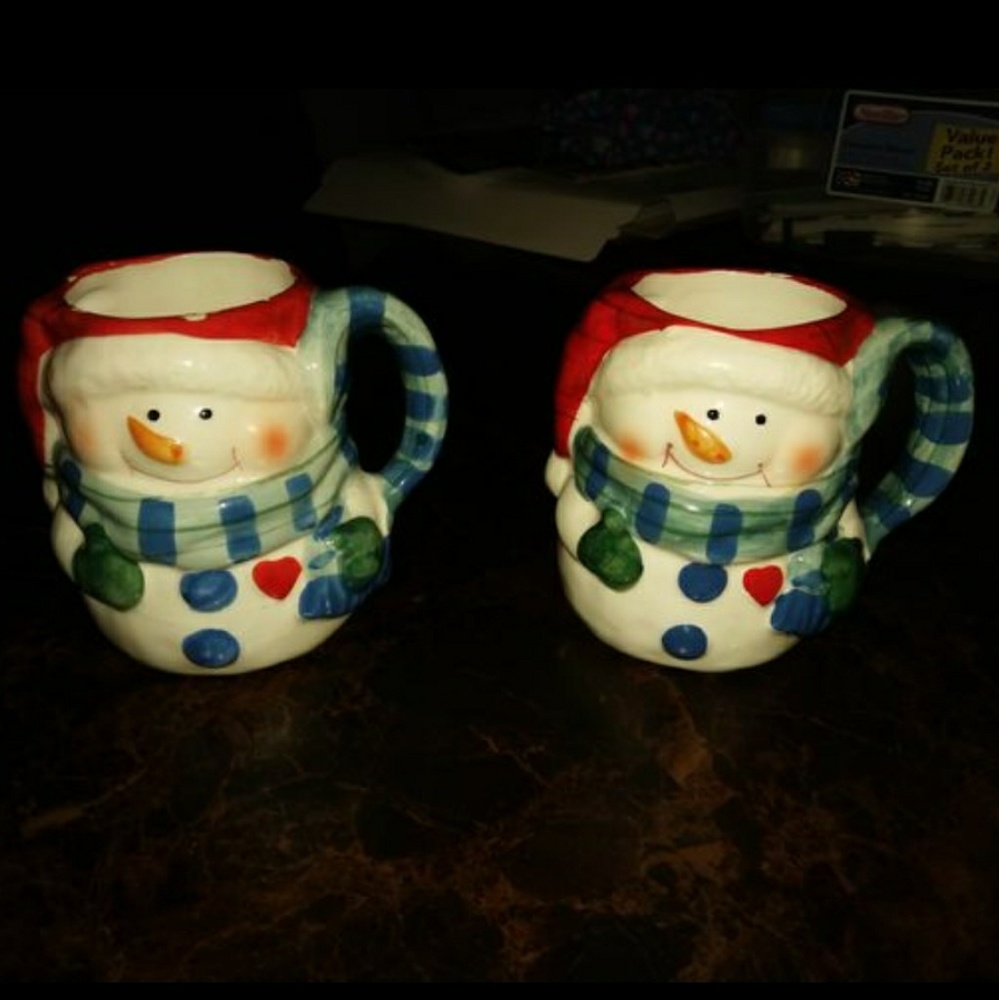 Snowman mugs collectibles